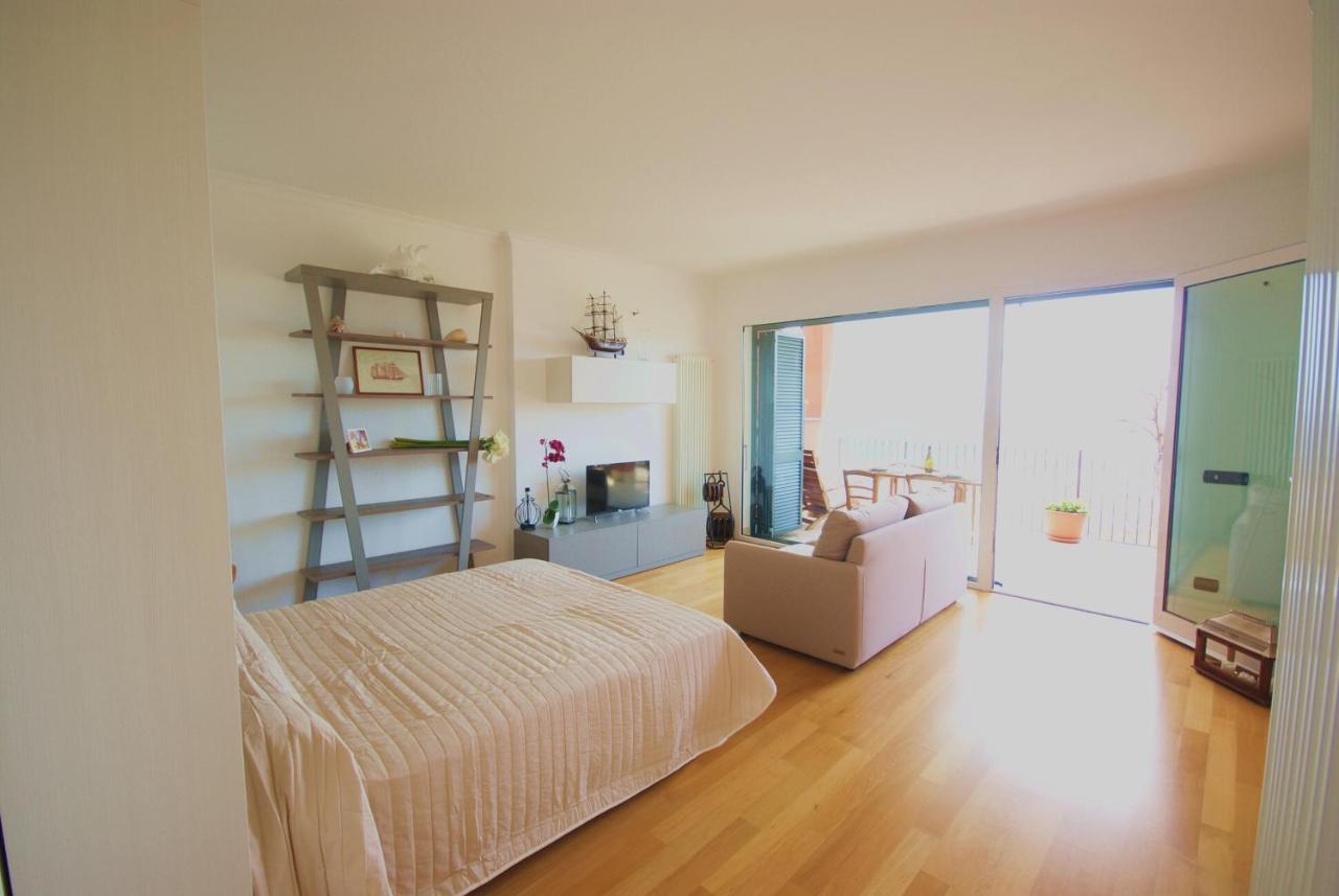 Loft Bayview Leilighet Imperia Eksteriør bilde